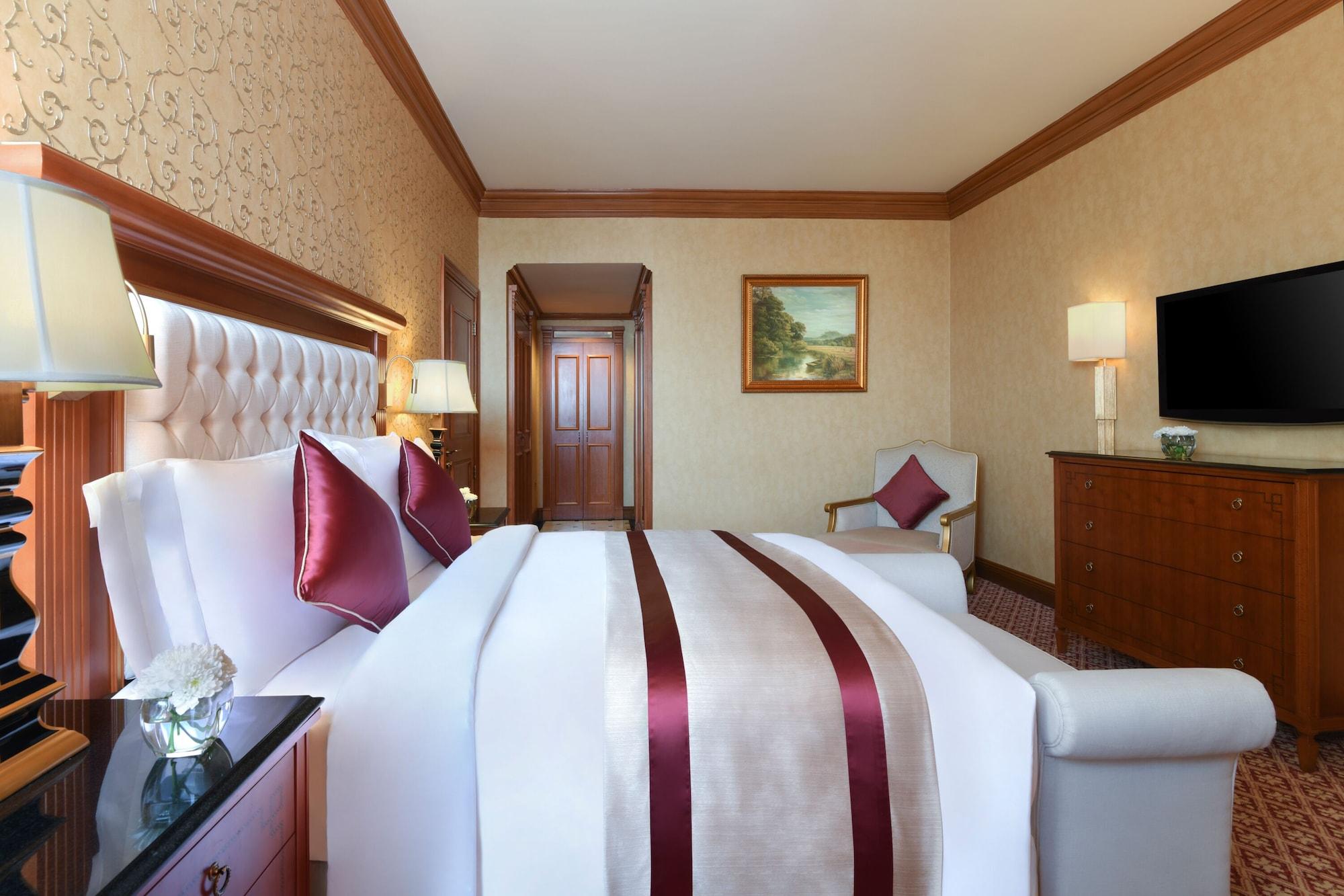 Al Aziziyah Boutique Hotel By The Torch Al Rayyan Exterior photo A bedroom at the hotel